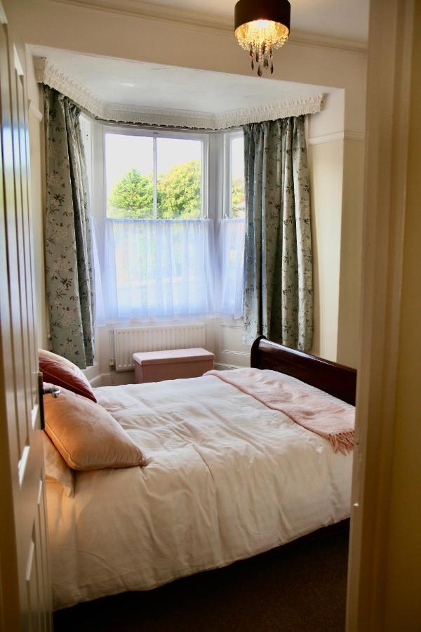 Mostyn Villa Free Private Parking Llandudno Exteriér fotografie